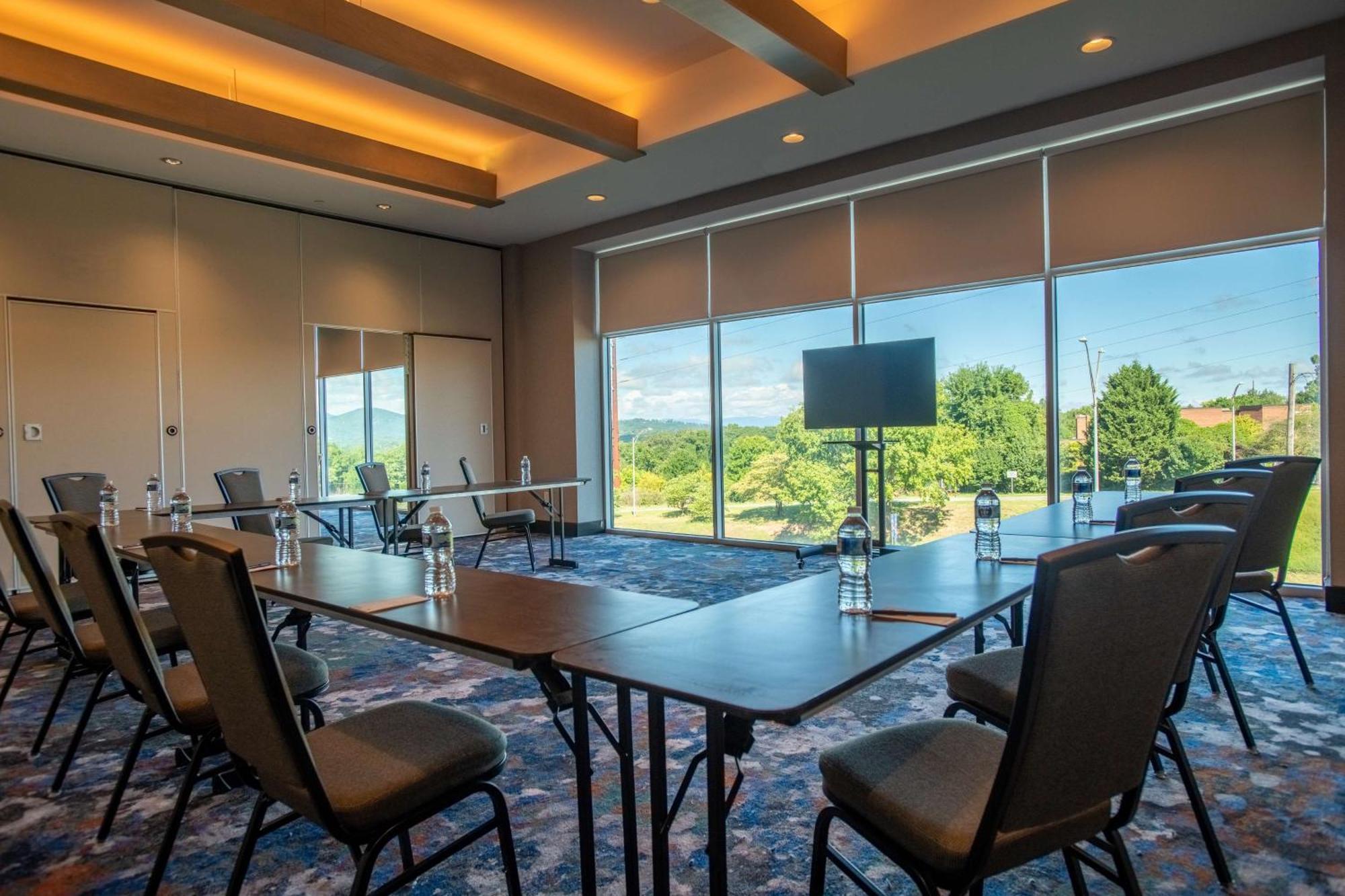 Doubletree By Hilton Asheville Downtown 외부 사진